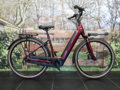 Cube Supreme Hybrid Pro 625 Dames Red/black 50cm S 2025