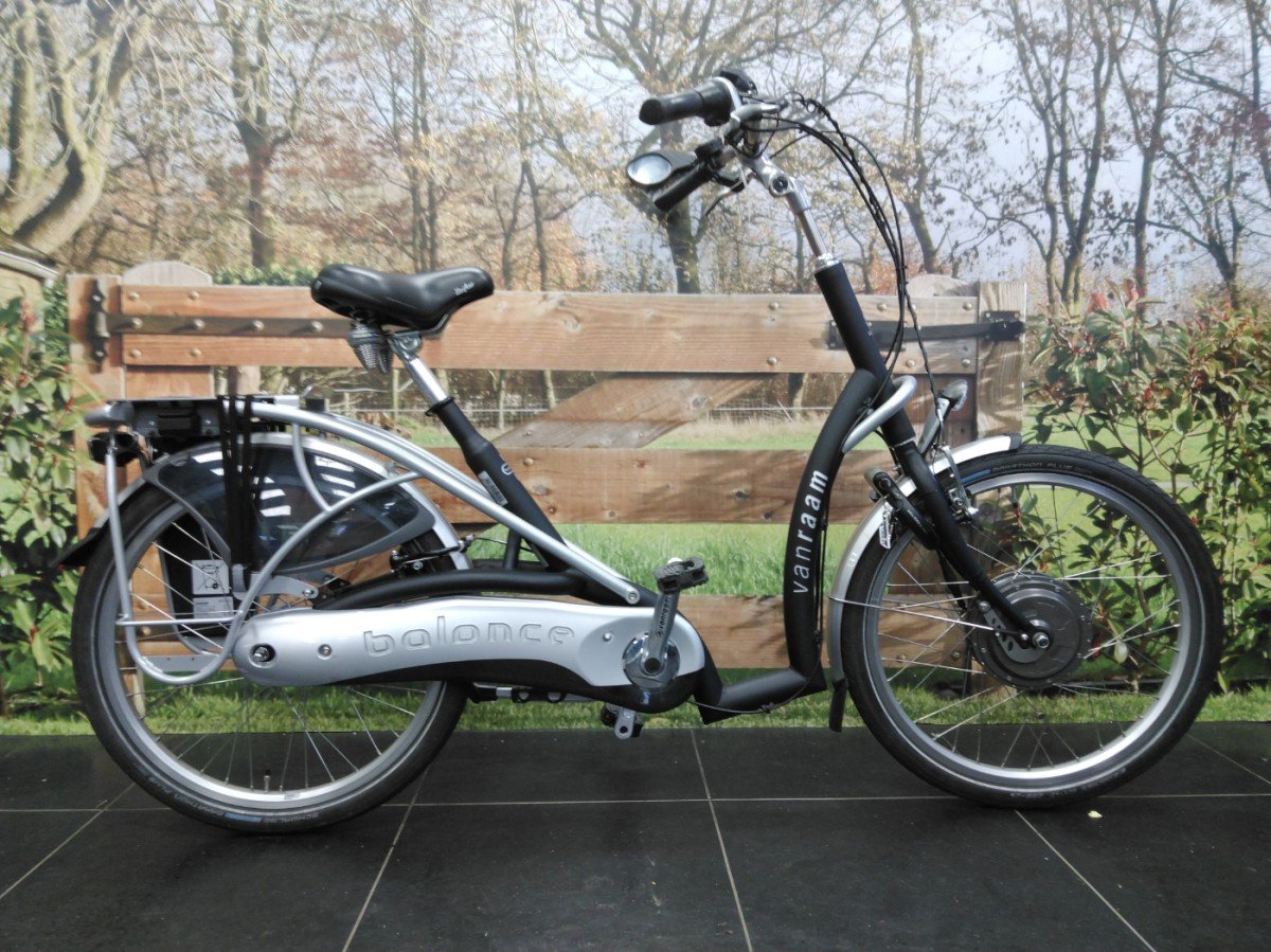 Foto van Van Raam Balance Dames Zwart Mat 51cm via Lukassen Tweewielers